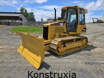 2002 CATERPILLAR D5G XL